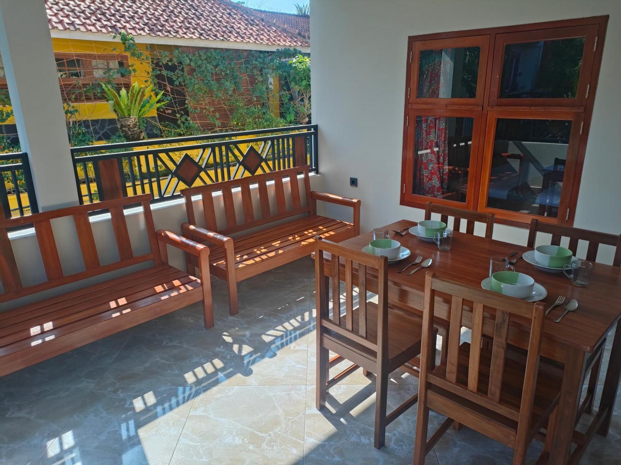 Mango Guesthouse Pangandaran Extérieur photo